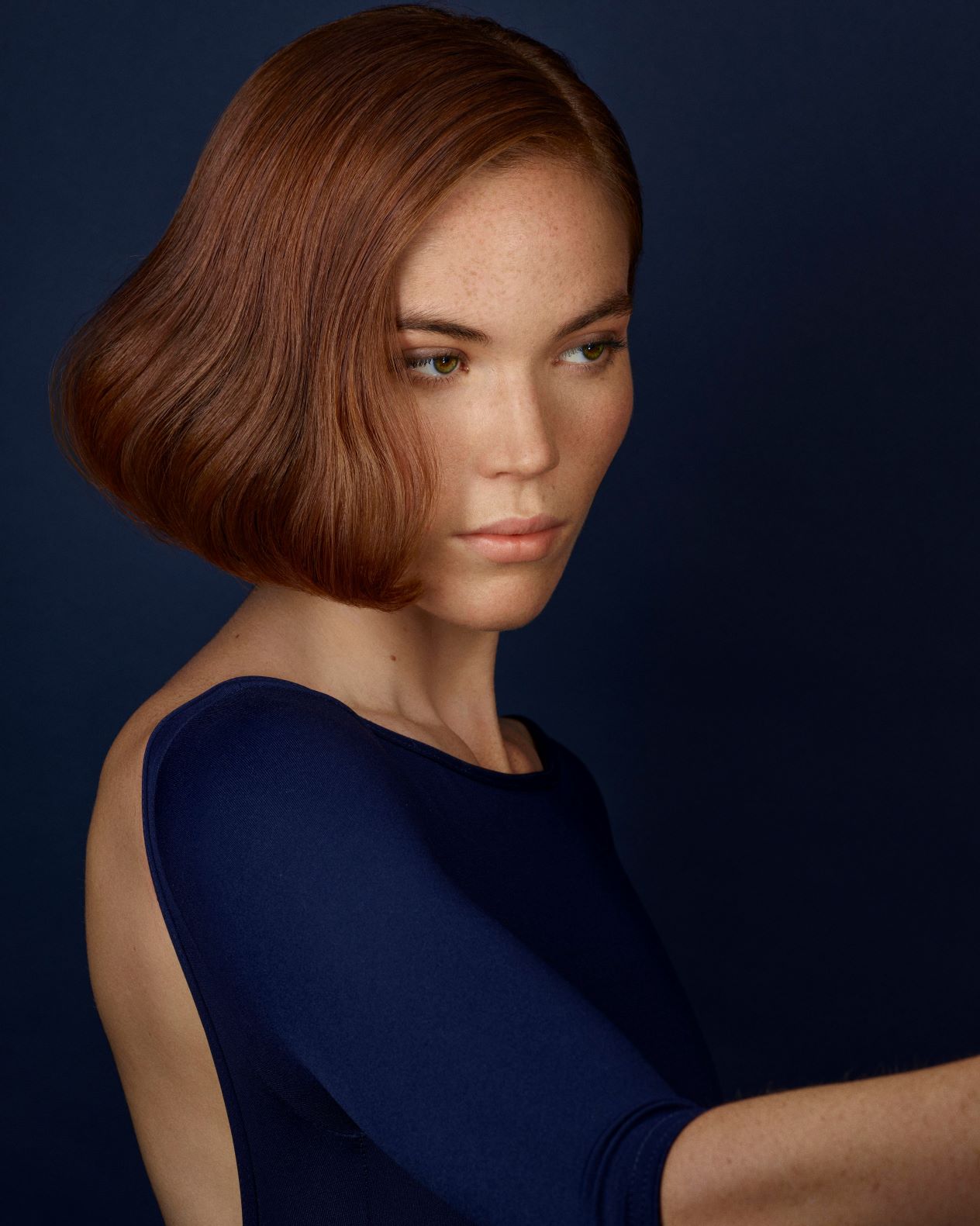 R+Co BLEU: Magnifier Thickening Spray Straight Hair